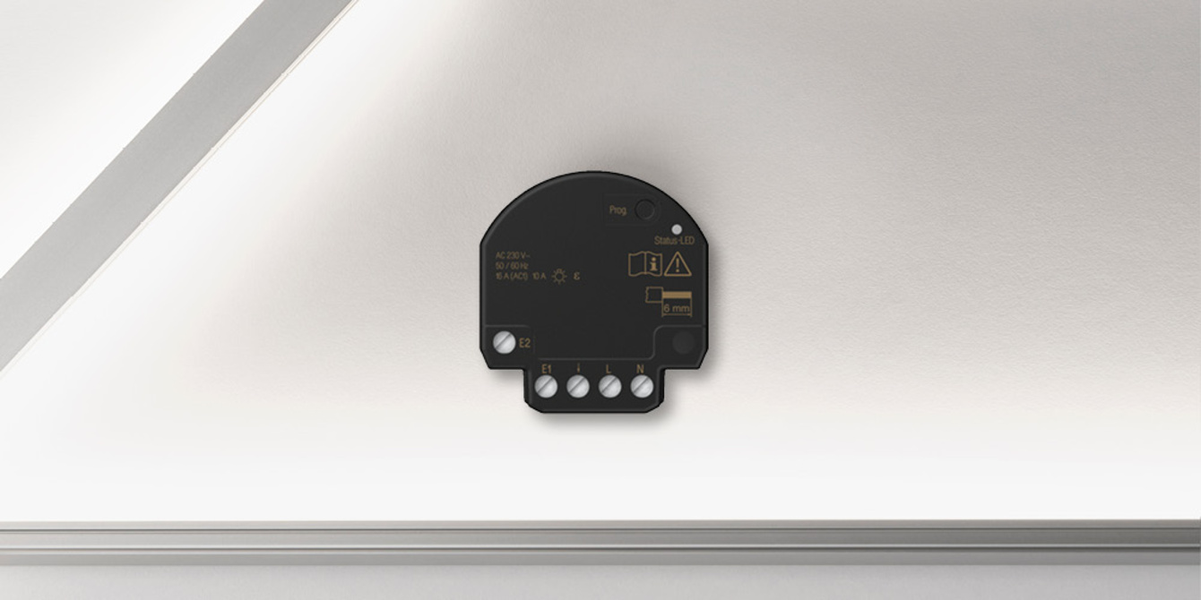 JUNG HOME Jalousieaktor Mini bei ETF Elektrotechnik Frankfurt GmbH in Eschborn