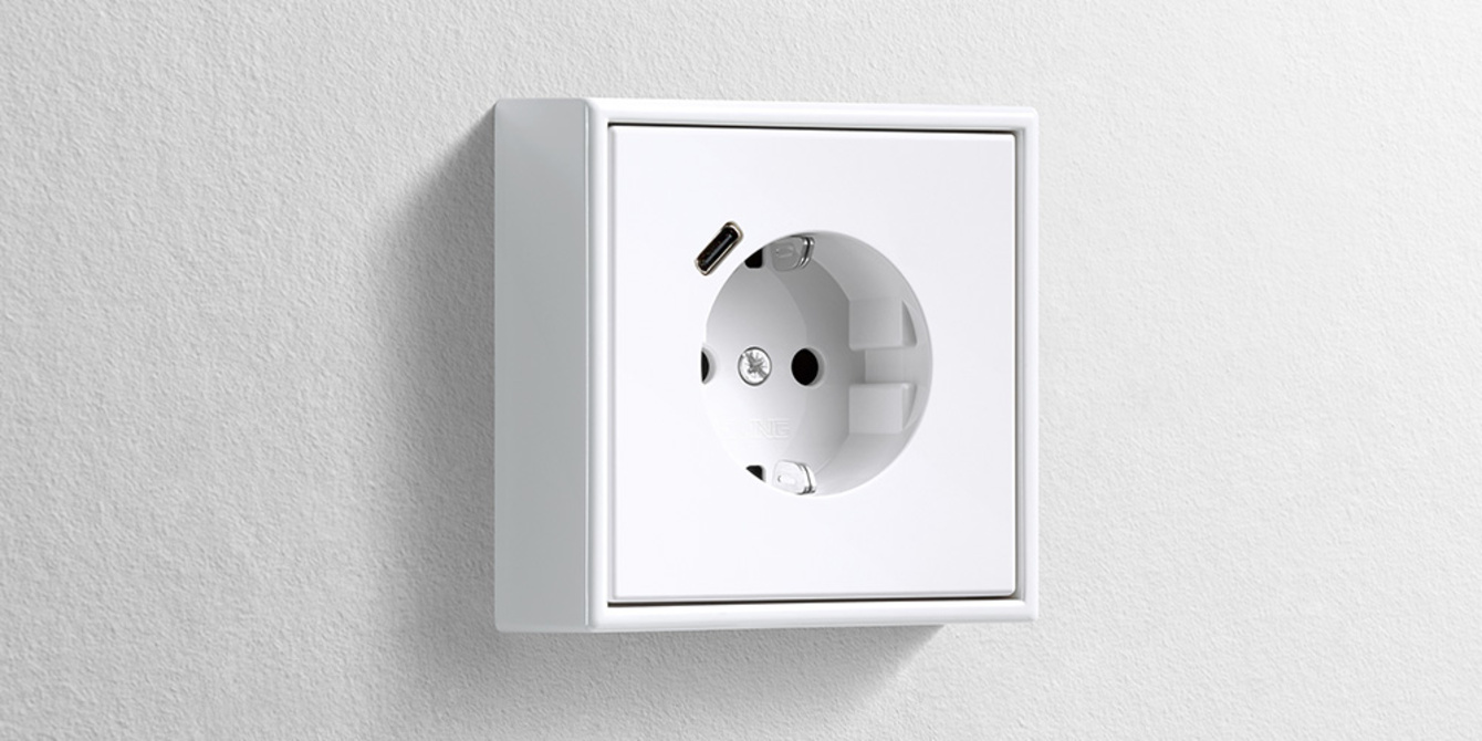 Erweiterter Anschlussraum für die Nachrüstung bei ETF Elektrotechnik Frankfurt GmbH in Eschborn